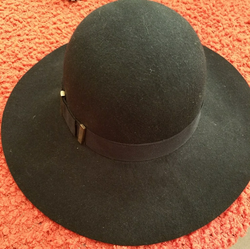 Ladies Felt Hat